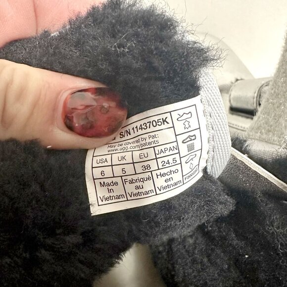 *NEW* Ugg Neumel Platform - Picture 12 of 12